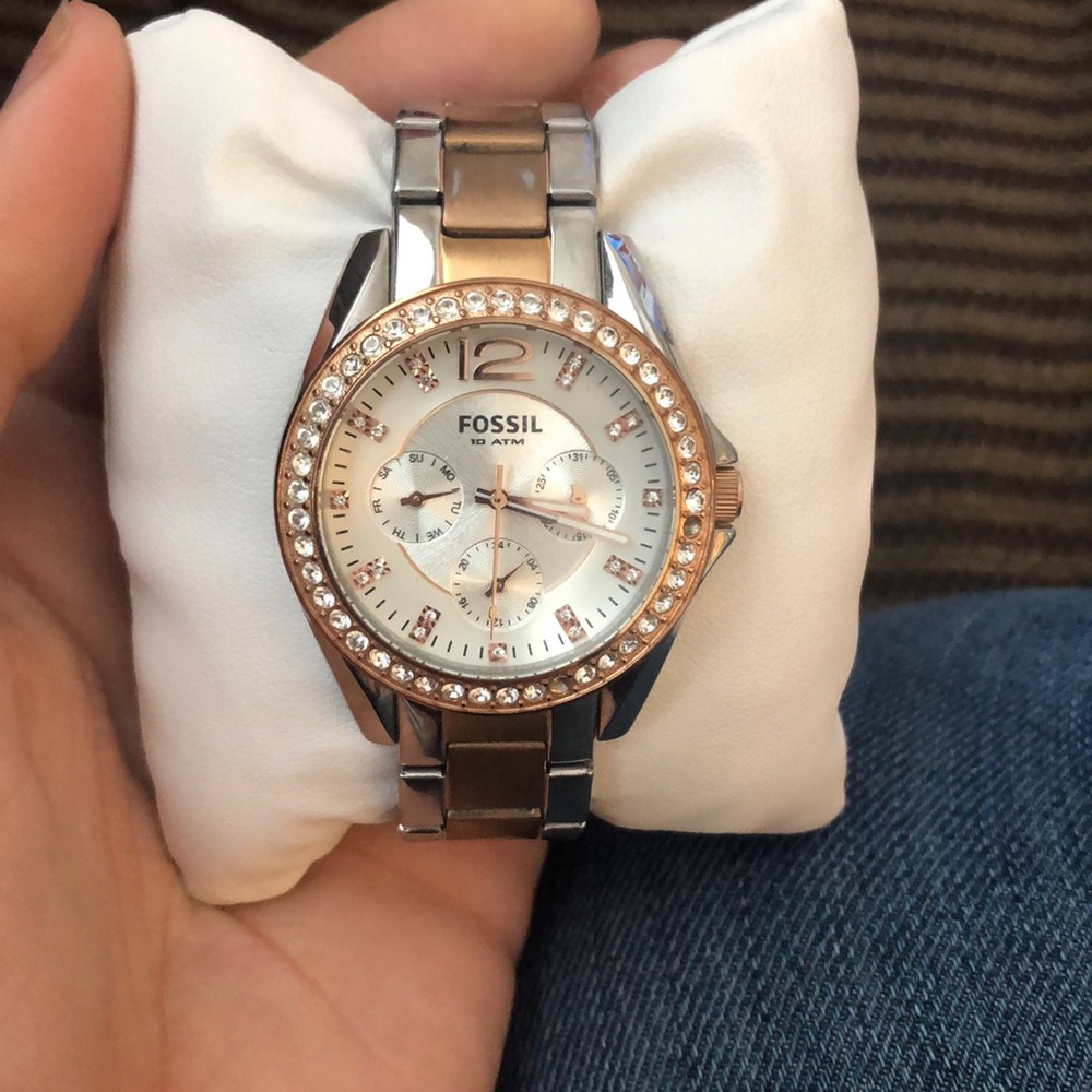 Fossil rose gold women’s watch